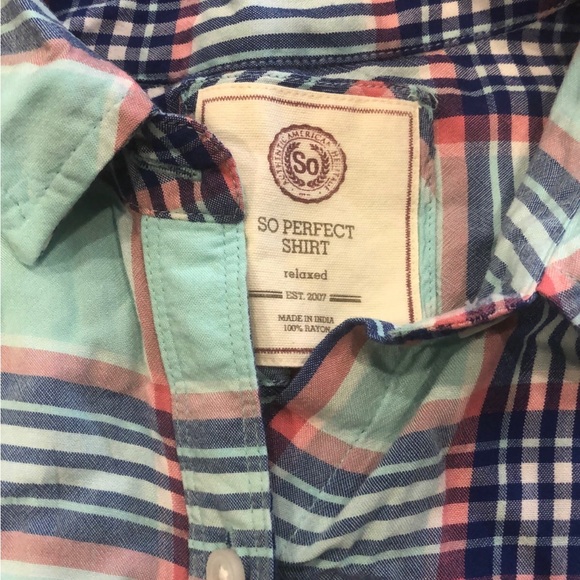 🍀3 for $6 tops🍀 SO button up - Picture 2 of 2